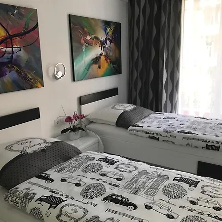 Laura Egnatia * Salonic