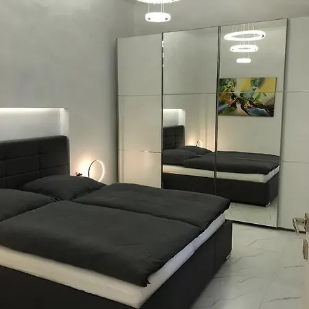 Laura Egnatia Apartment Thessaloniki