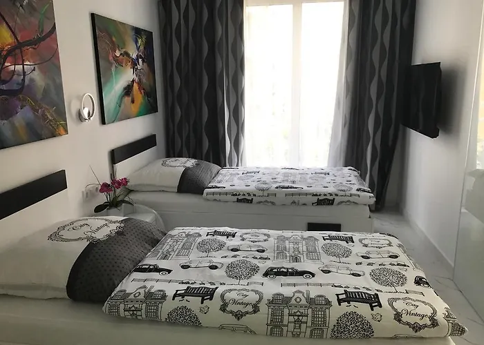 Laura Egnatia Salonic